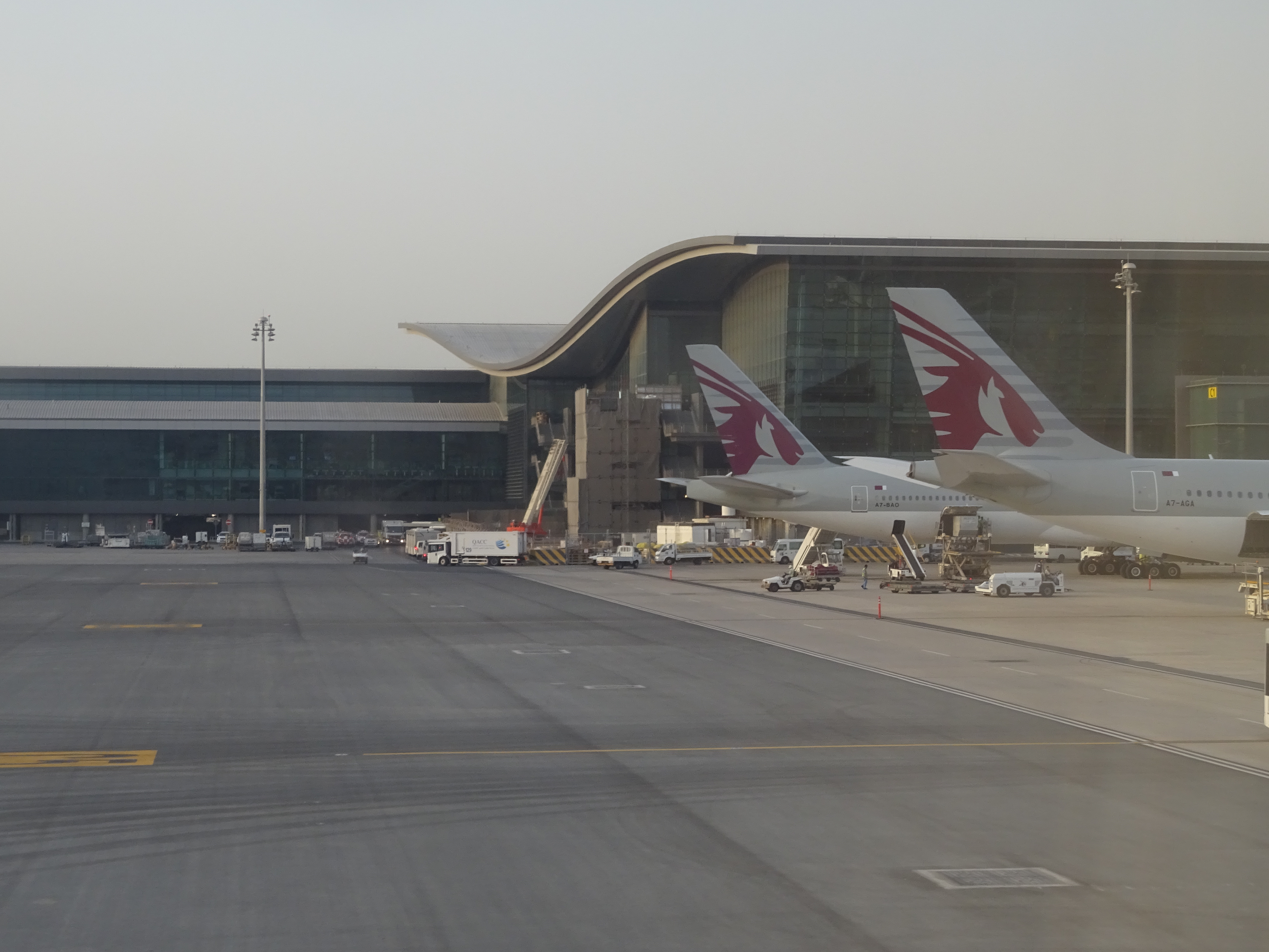Табло аэропорта доха катар. Qatar Airways in which Terminal SVO.