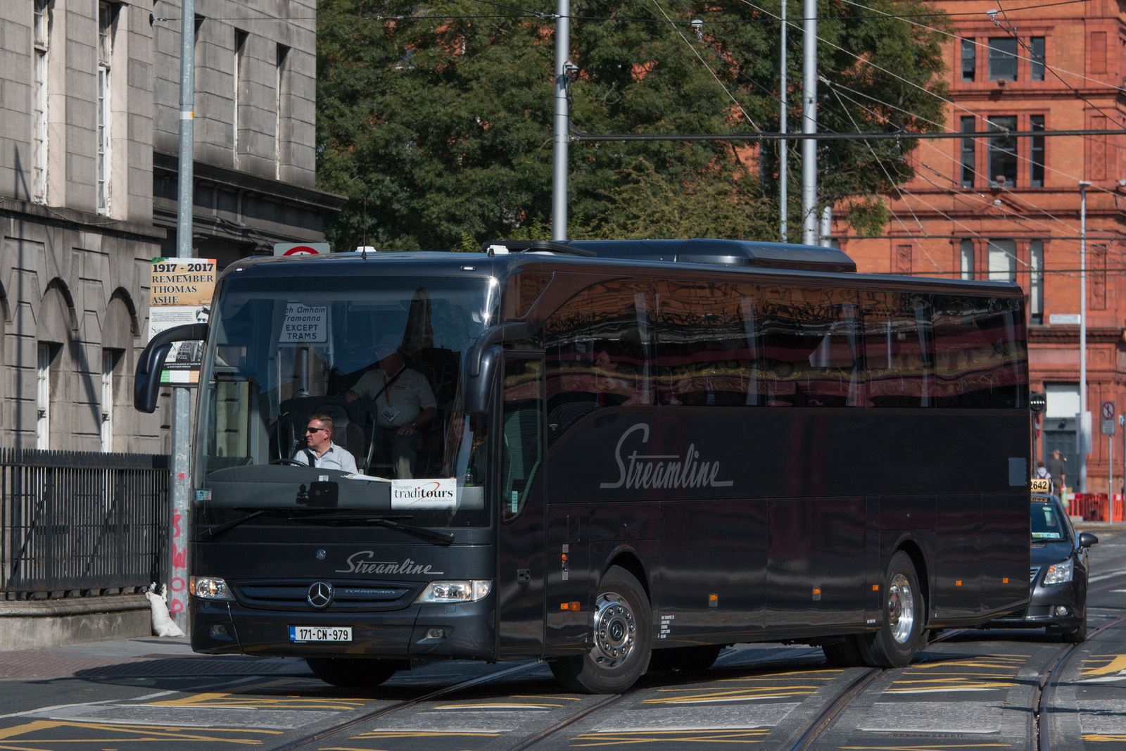 Mercedes Benz Tourismo салон 2020