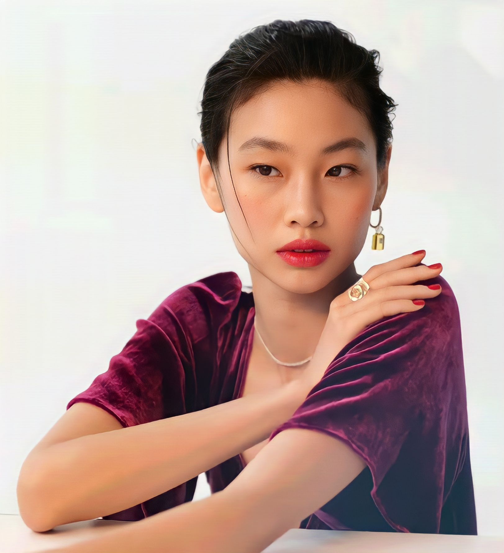 Squid Game's Jung Ho-yeon Just Landed Some Major Fashion Gigs