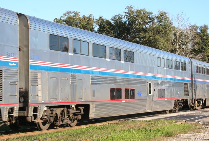 File:Auto Train lounge.jpg