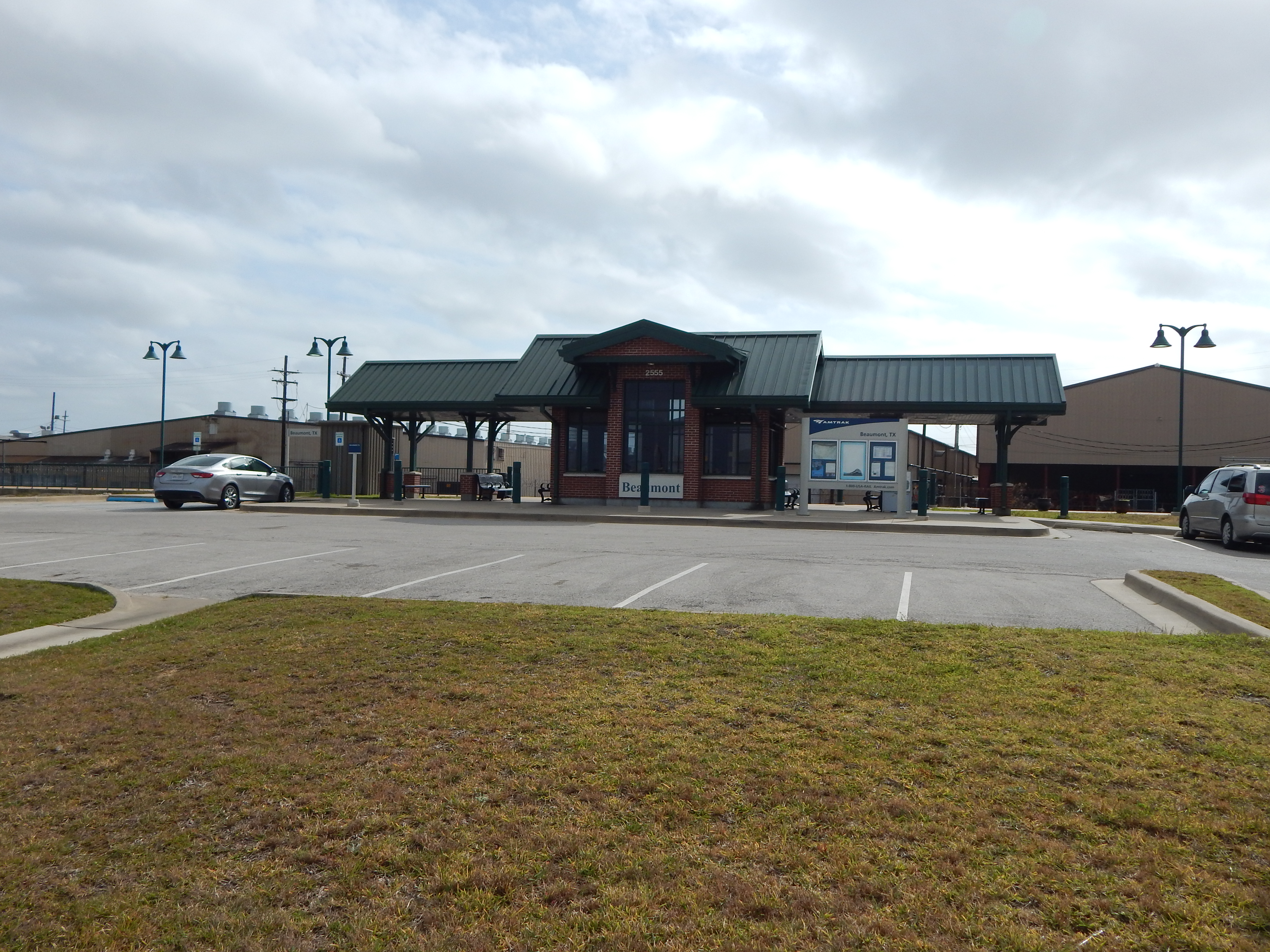 File Beaumont TX Amtrak Station Front view.JPG Wikipedia