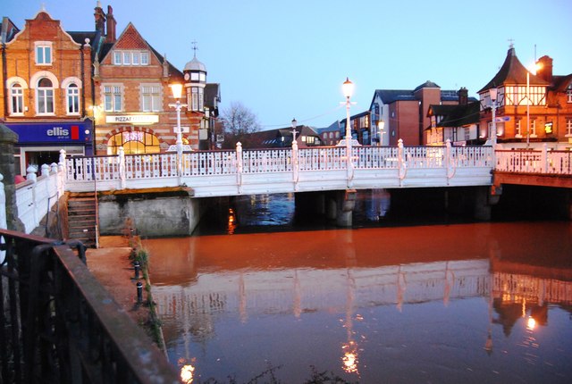 File:Big Bridge as evening falls - geograph.org.uk - 1126117.jpg