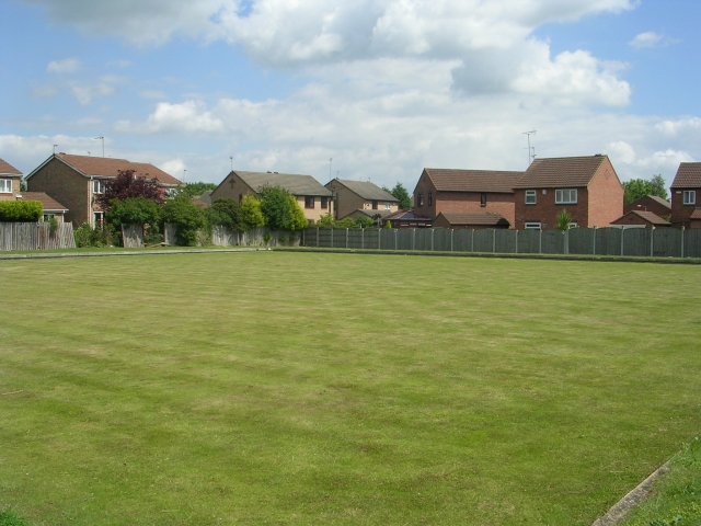 File:Bowling Green - Recreation Ground - The Fairway - geograph.org.uk - 1359011.jpg