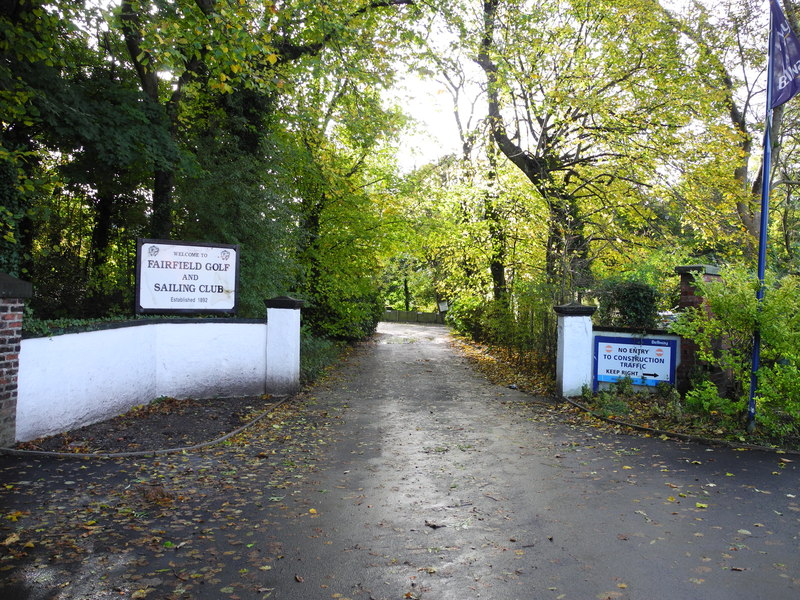 File:Entrance to Fairfield Golf and Sailing Club - geograph.org.uk - 3193260.jpg