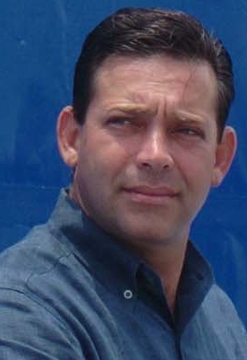 File:Eugenio Hernandez Flores.jpg