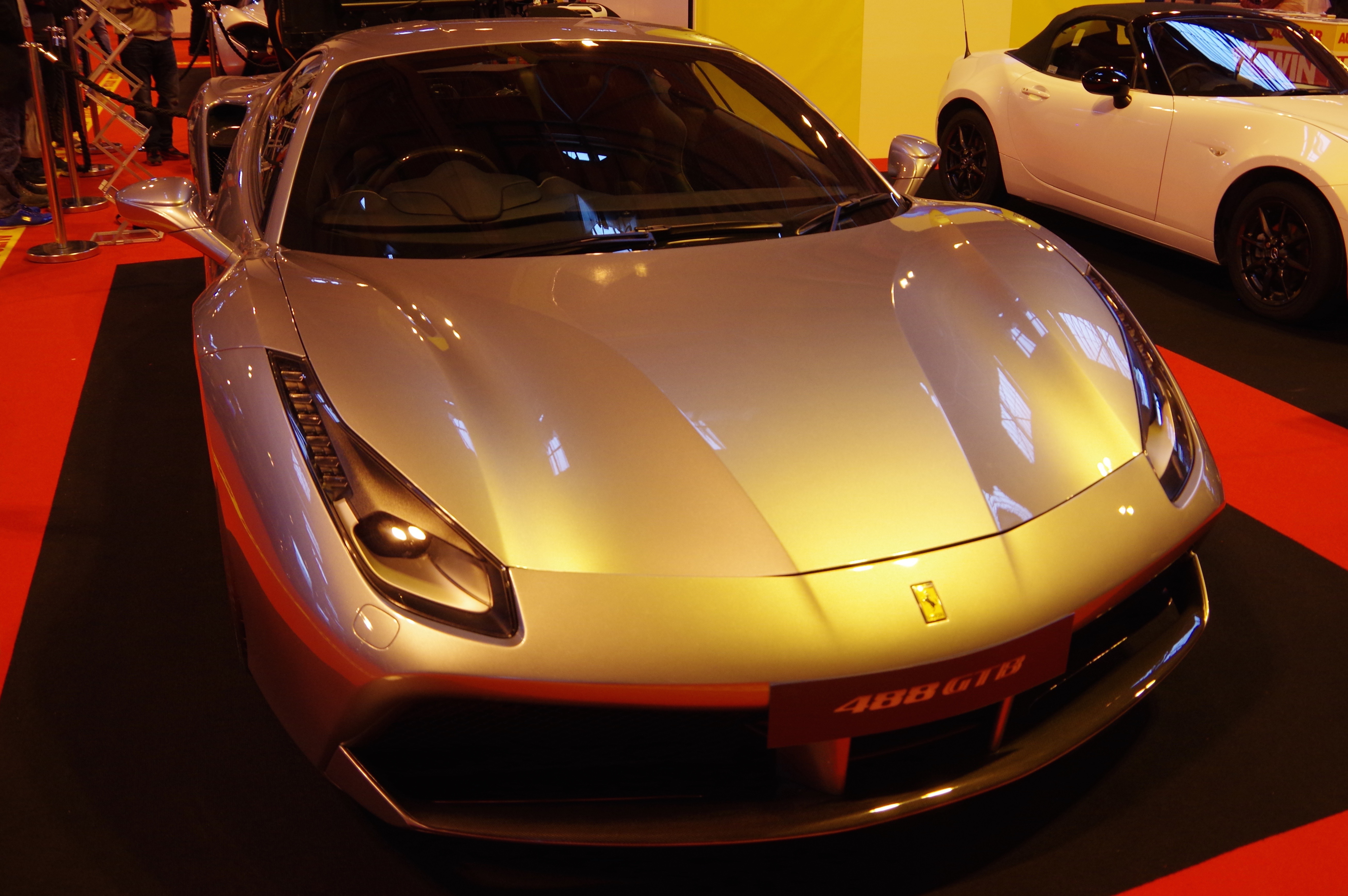 File:Ferrari 488 GTB.jpg - Wikimedia Commons