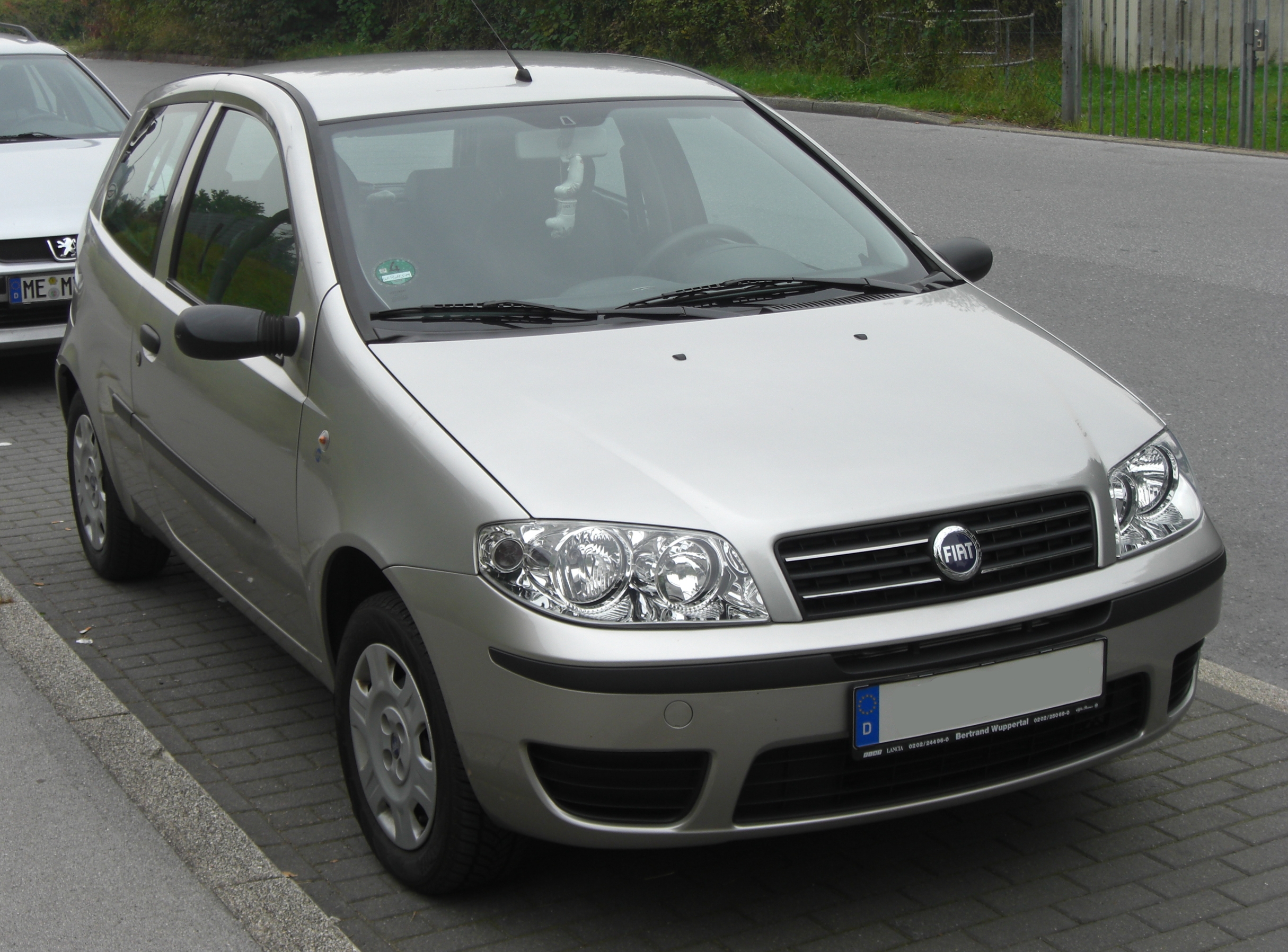 Fiat_Punto_II_Facelift_front