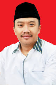 Imam Nahrawi as Minister of Youth and Sports Affairs.jpg