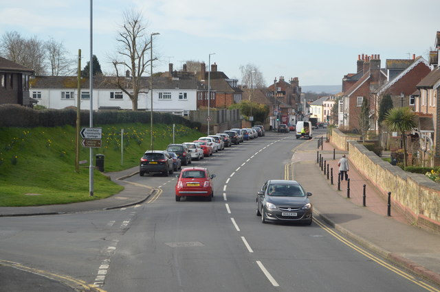 File:London Rd - geograph.org.uk - 5027248.jpg