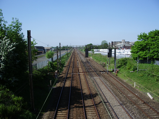 File:London to Glasgow Railway - geograph.org.uk - 800535.jpg