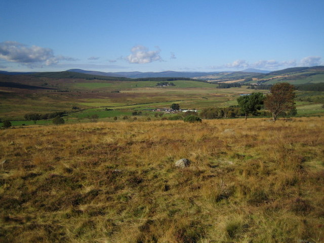 File:Midtown farm viewed actross moorland from Garrol Hill - geograph.org.uk - 570193.jpg