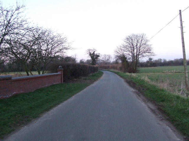 File:Minor road and bend - geograph.org.uk - 684435.jpg