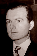 <span class="mw-page-title-main">Patrick Plunket, 7th Baron Plunket</span> Equerry to Queen Elizabeth II of England (1923–1975)
