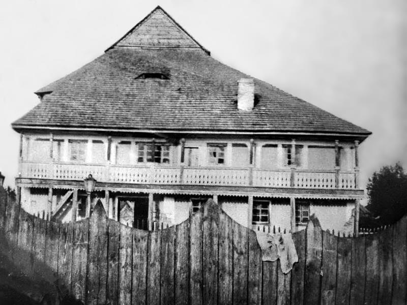 File:Polonne,wooden synagogue.jpg