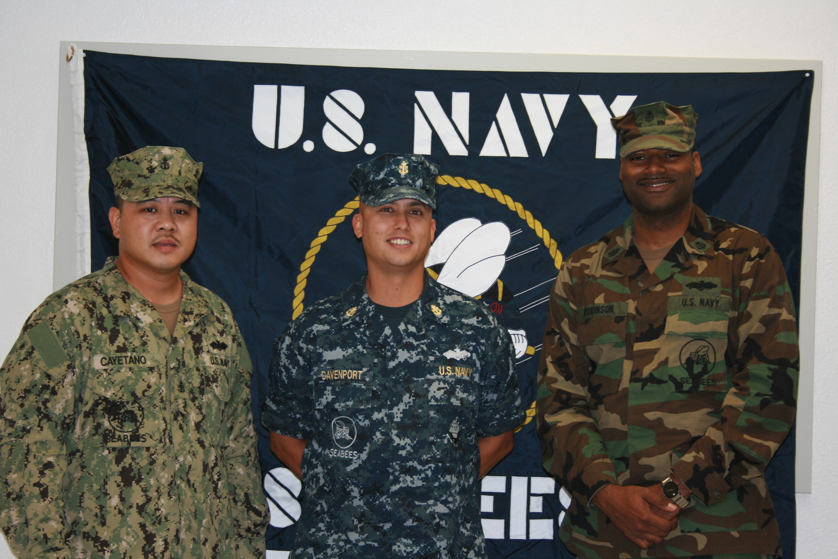 Seabee uniforms in transition DVIDS509166.jpg.