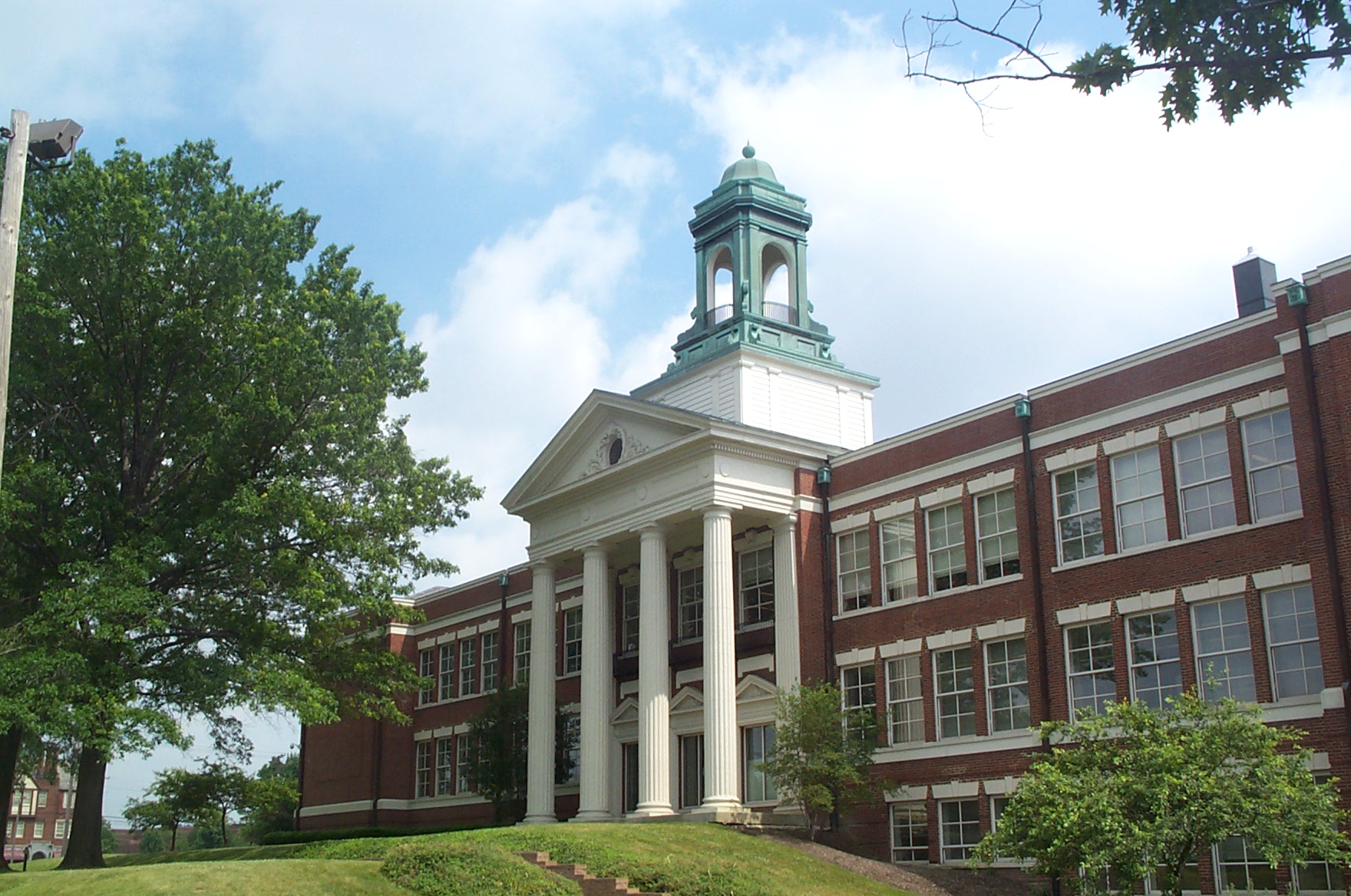 Photo of Shaker Heights Public Library