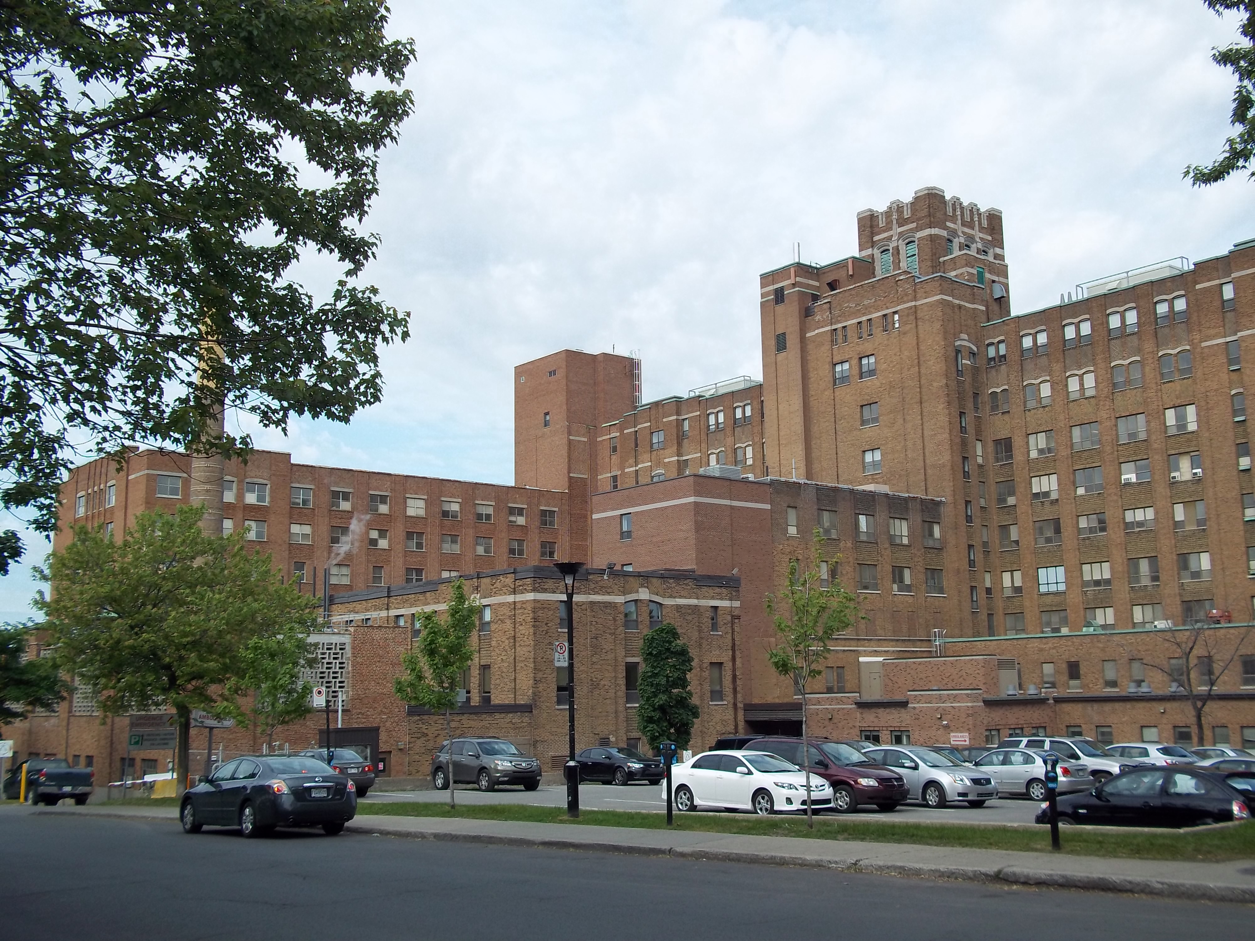 З госпиталь. St Mary's Hospital. Saint Mary's Hospital USA.