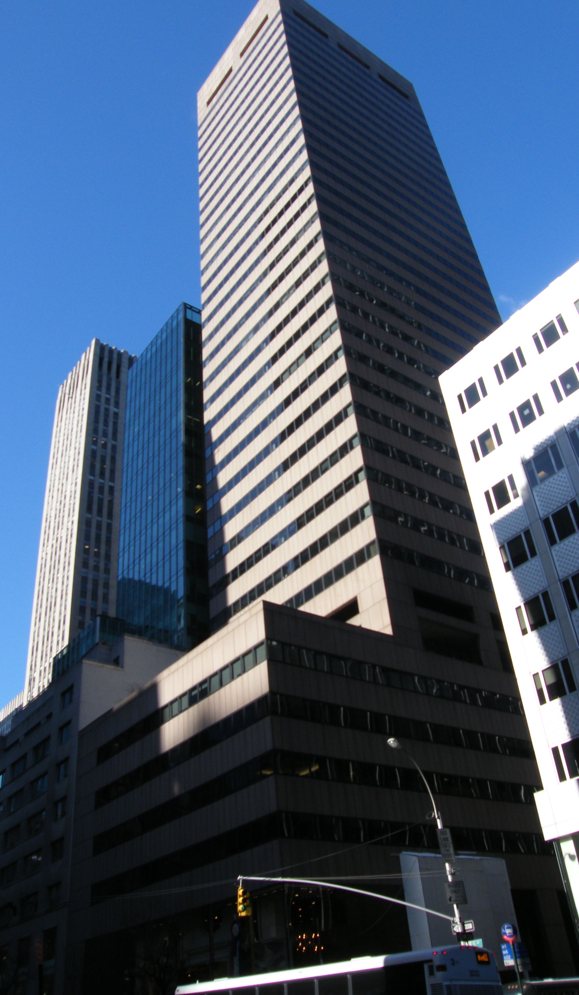 650 Fifth Avenue - Wikipedia