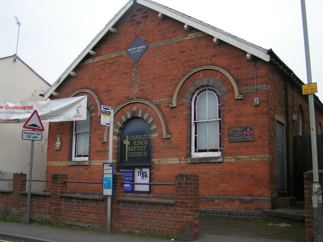 File:Baptist church - geograph.org.uk - 1150909.jpg