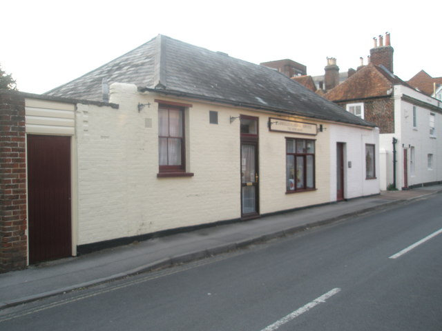 File:Barrells the undertakers in Town Hall Road - geograph.org.uk - 801672.jpg