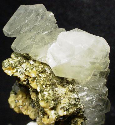 File:Calcite-Dolomite-Pyrite-lc-68d.jpg