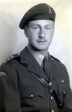 File:Captain Lewis Golden 1944.jpg