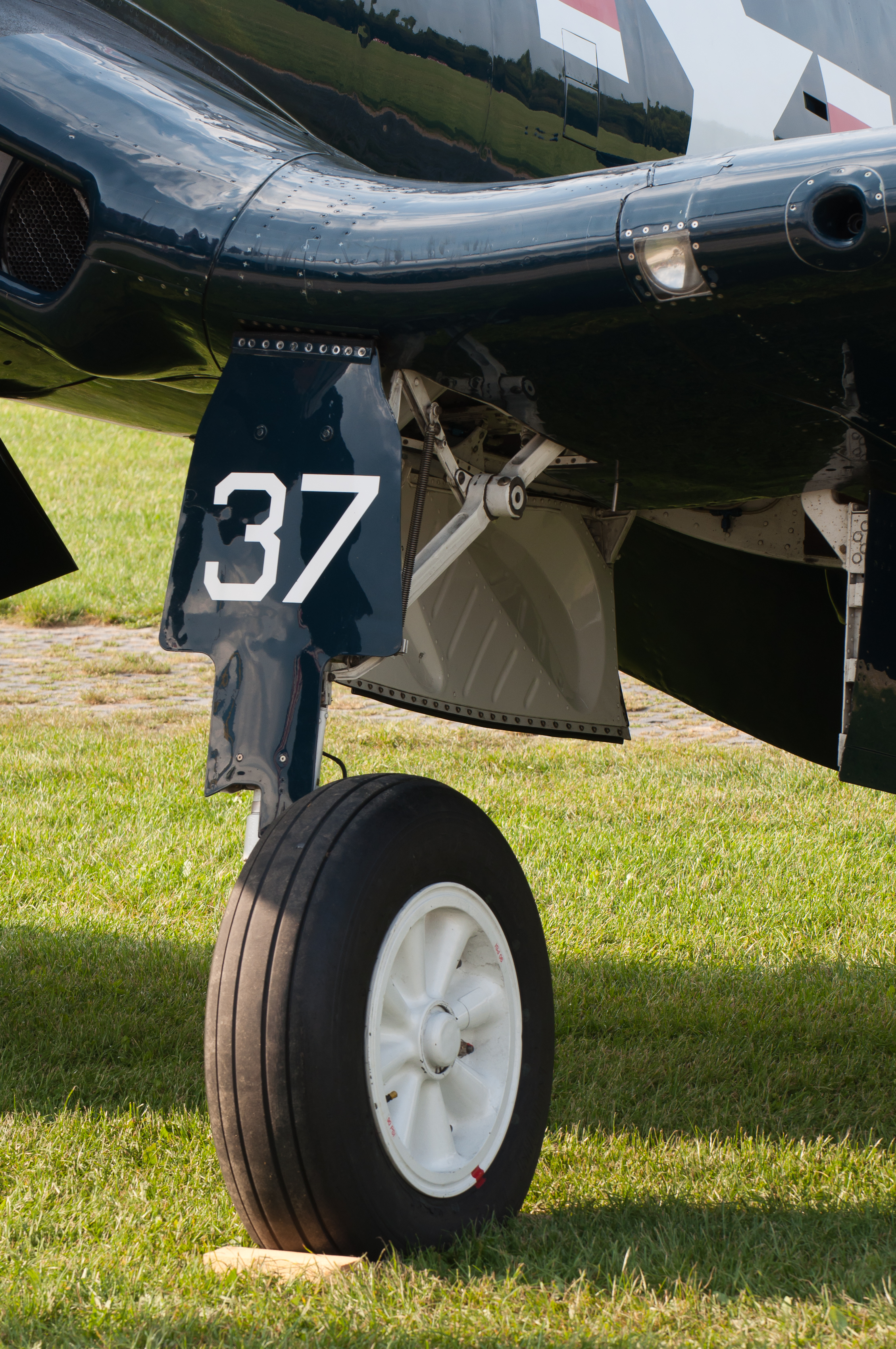 Vought F4U Corsair - Wikipedia