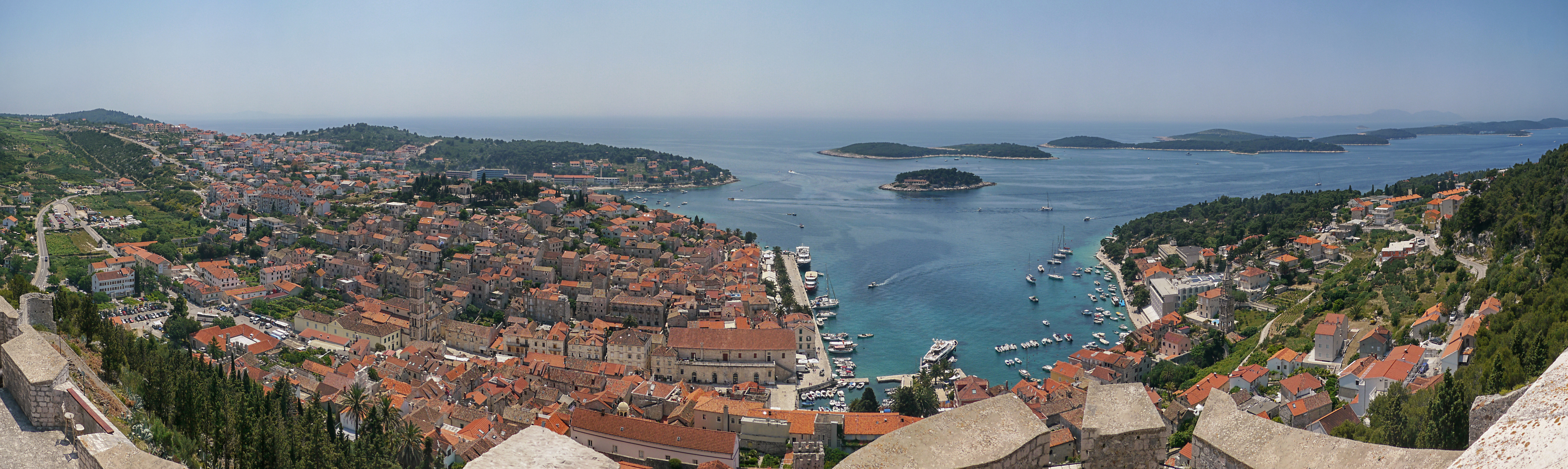 Island of hvar panorama 2011.jpg