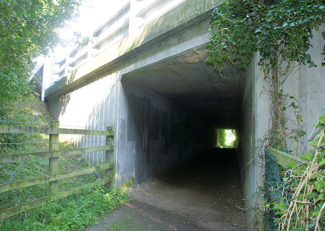 File:Itchen Way M3 Subway - geograph.org.uk - 980624.jpg