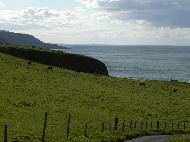 Looking across West in Thirle Bay - geograph.org.uk - 1379640