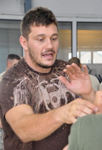 Matt Mitrione - Wikipedia