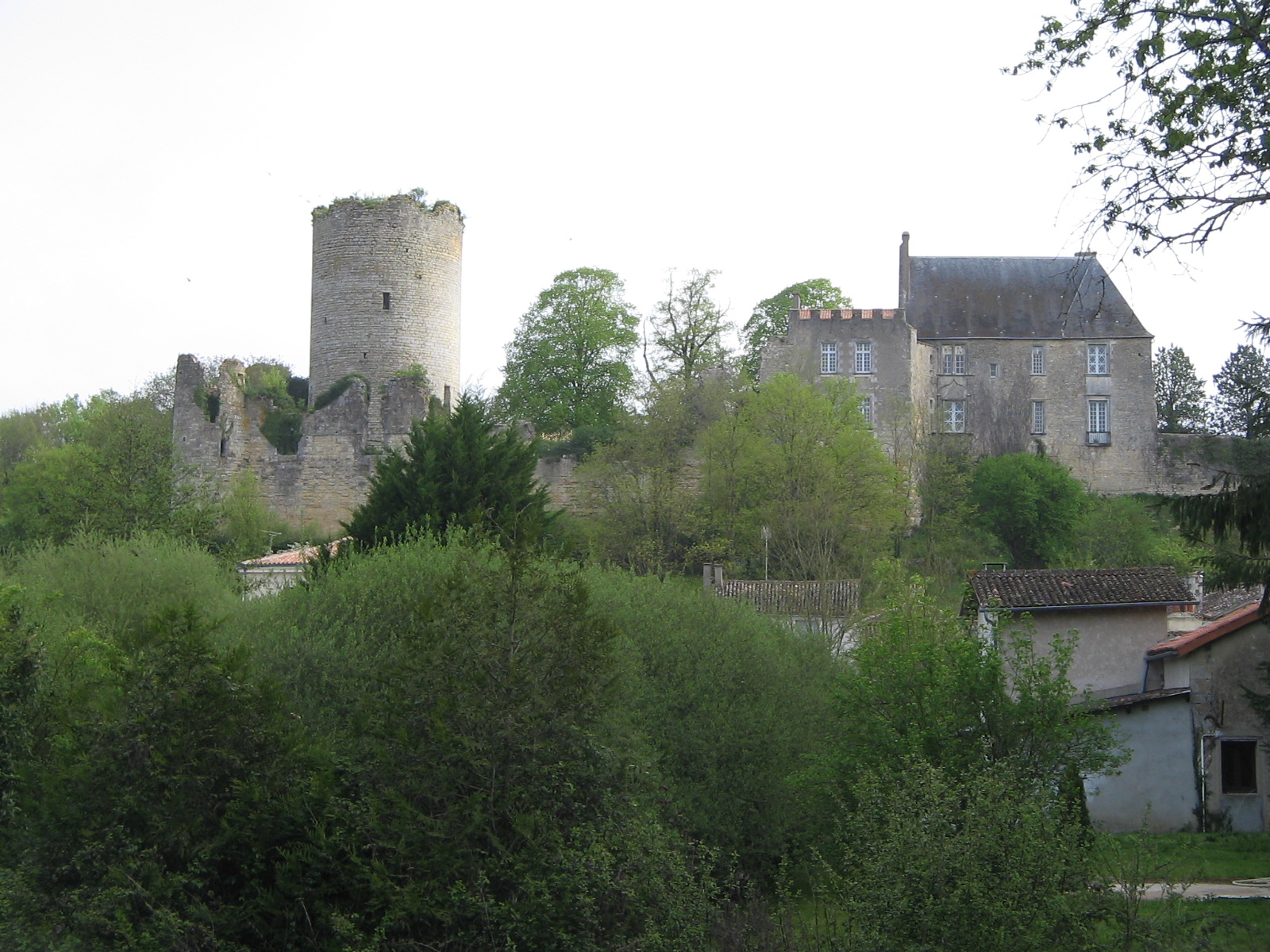 Montreuil-bonnin