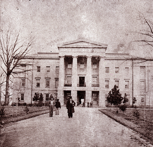 Датотека:NC State Capitol 1861.jpg