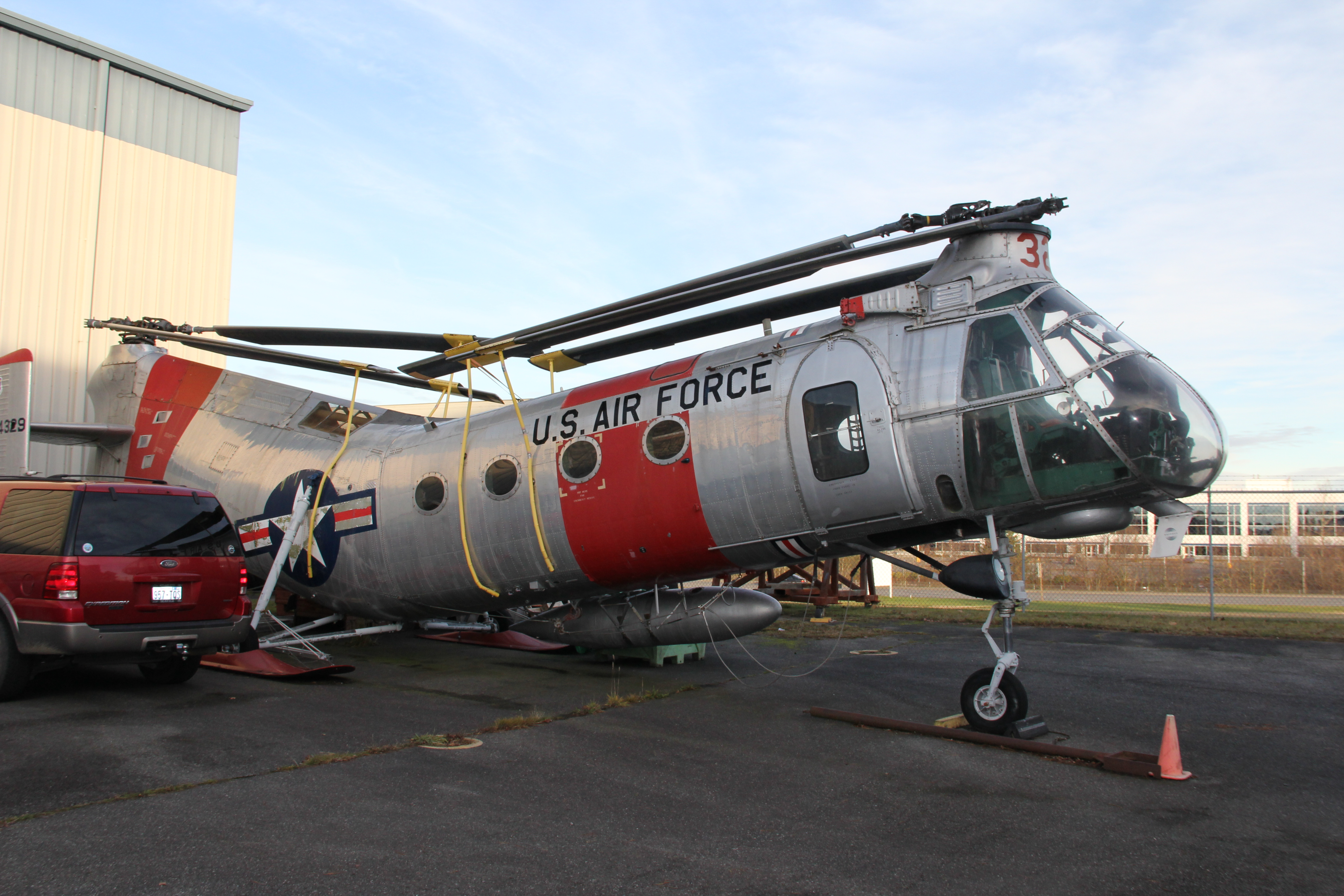 21 н. Вертолет Ch-21 Shawnee. Piasecki h-21. Piasecki Ch-21 workhorse(Shawnee). Пясецкий h-21.