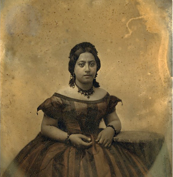 File:Queen Emma of Hawaii, c. 1859 (tintype).jpg