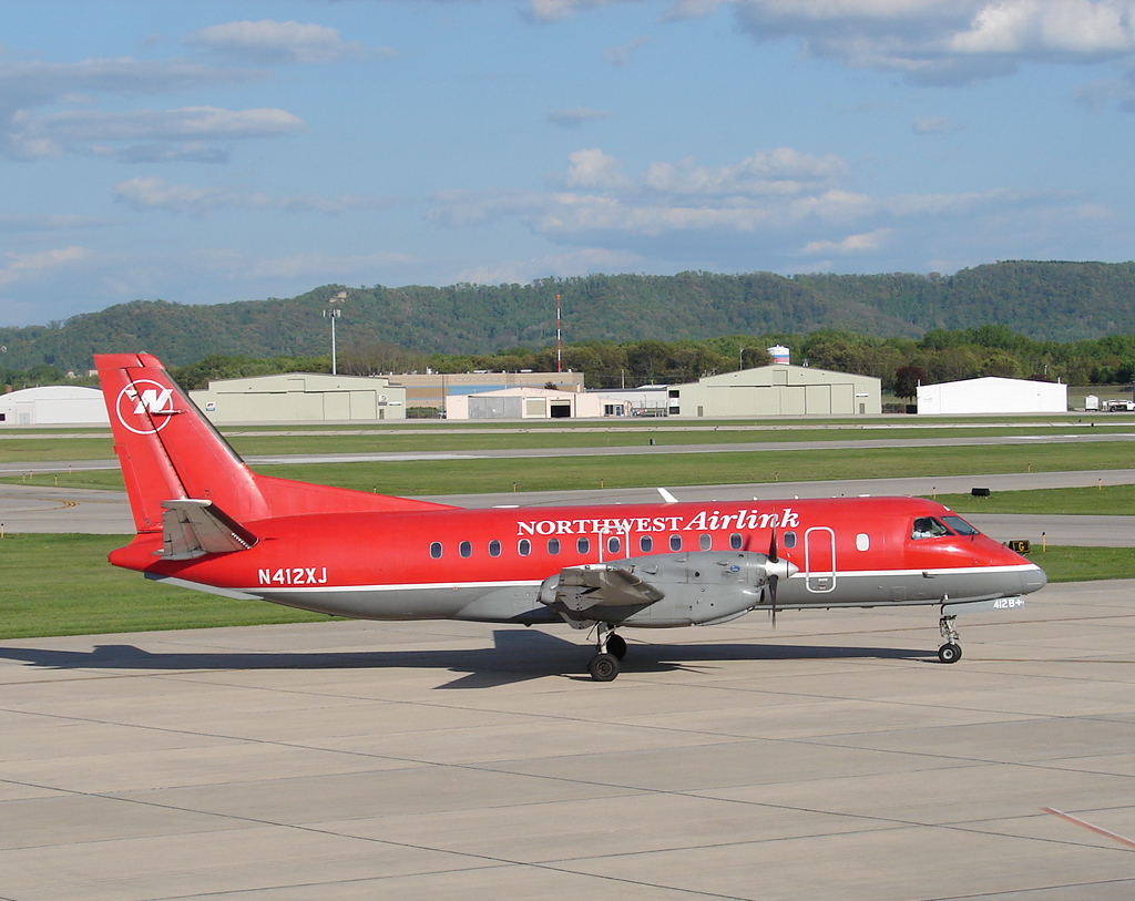 Saab 340 B+ (8028810208).jpg