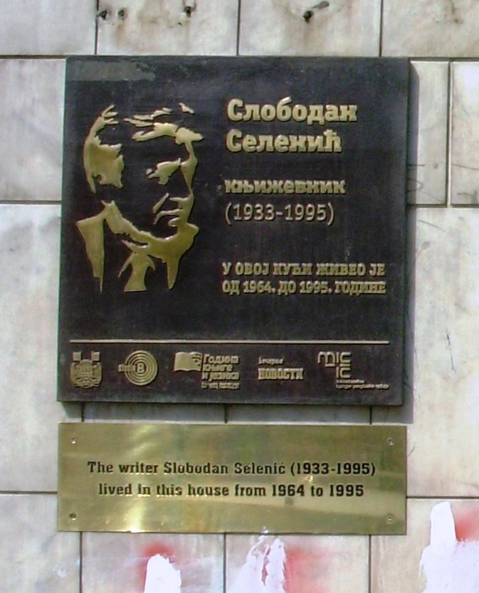 A plaque on the house where Selenić lived