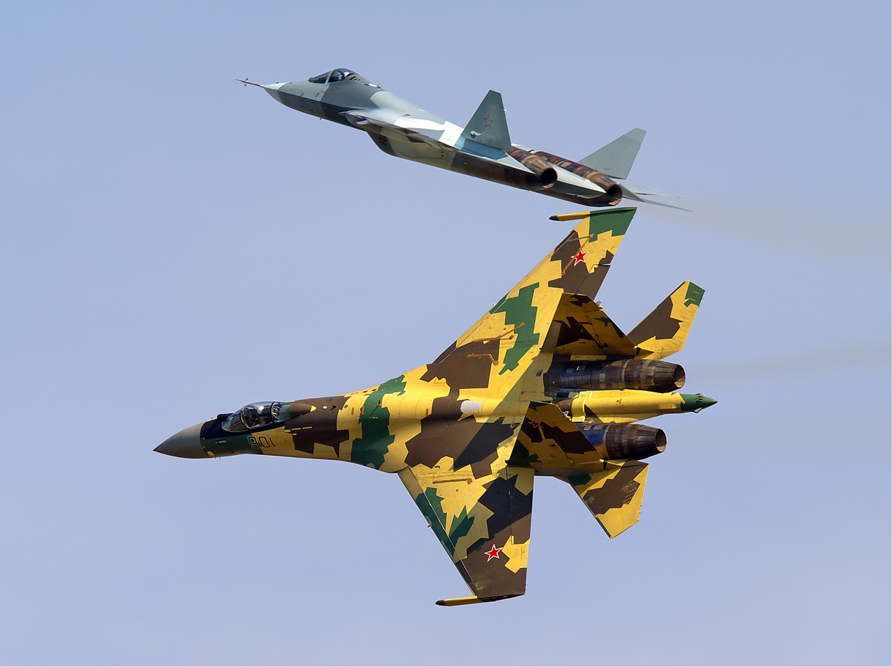 Fajl Sukhoi Su 35bm And Sukhoi T 50 Belyakov Jpg Vikipediya