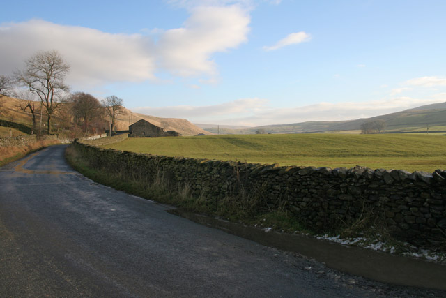 File:Yorkshire Dales National Park between Wharfe and Helwith Bridge - geograph.org.uk - 92006.jpg