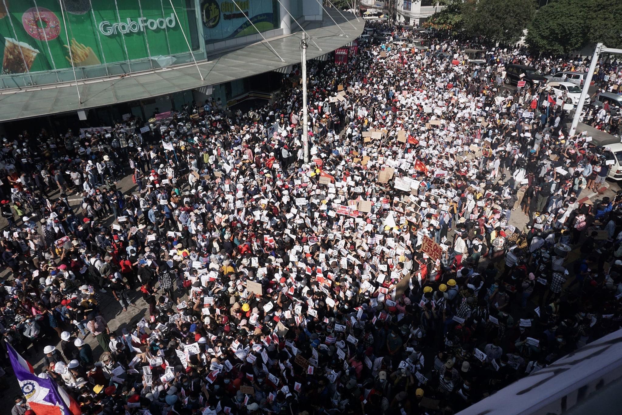 2021 Myanmar Protest in Hleden