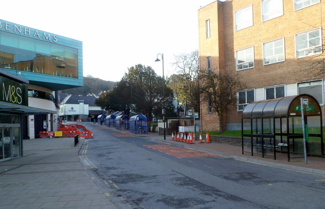 File:Bangor bus station (geograph 2914073).jpg