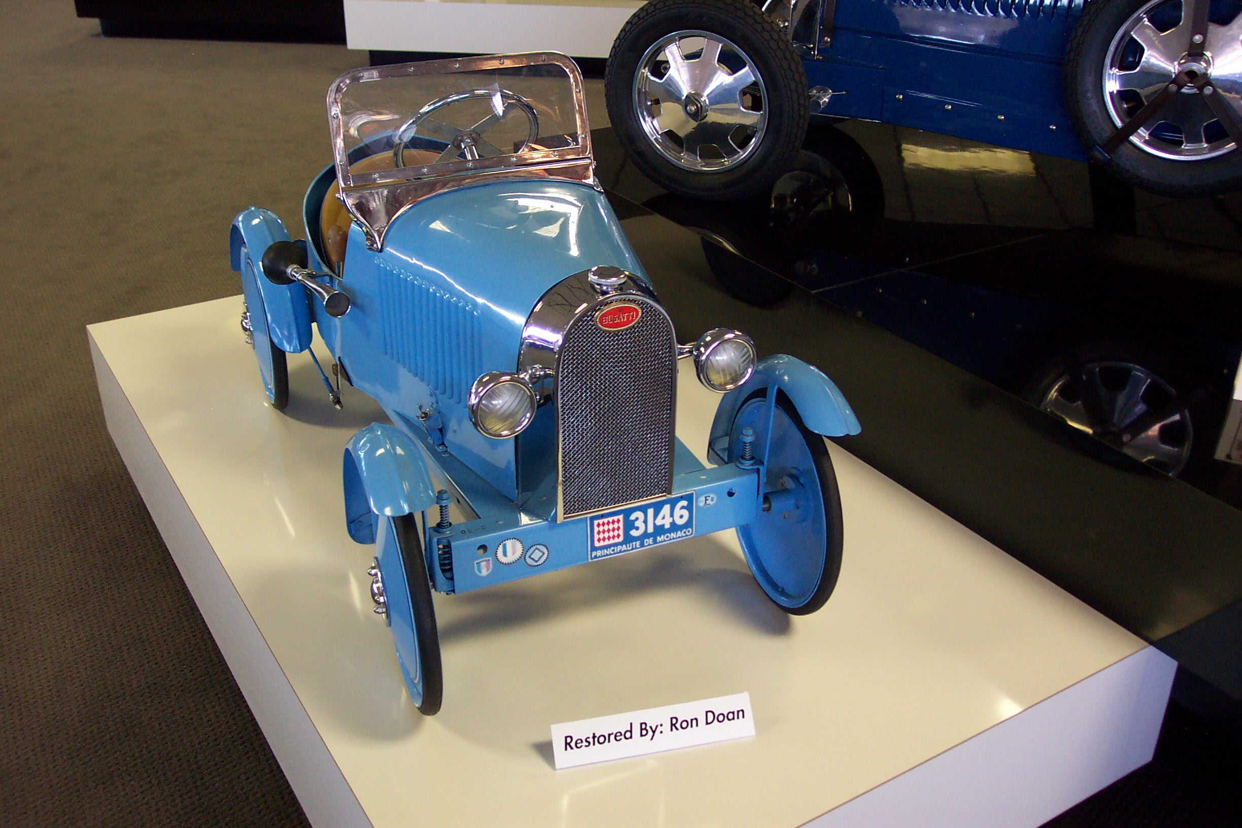 presentatie schakelaar Bezienswaardigheden bekijken File:Bugatti pedal car (1718117638).jpg - Wikimedia Commons