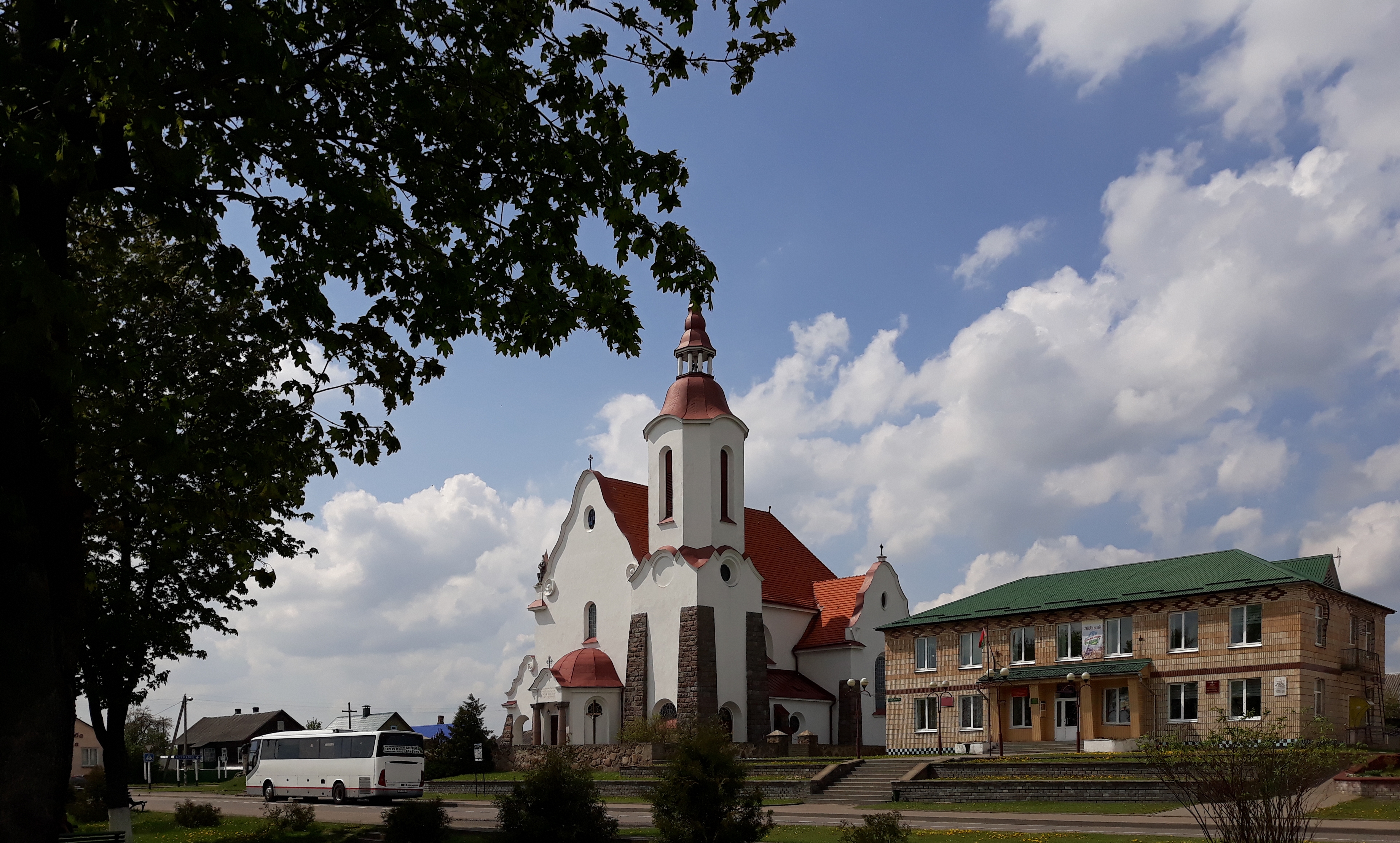 Гродненская область школы. Солы. Костел Богоматери Руженцовой. Солы (Сморгонский район). Солы Гродненская область. Сморгонь Гродненская область.