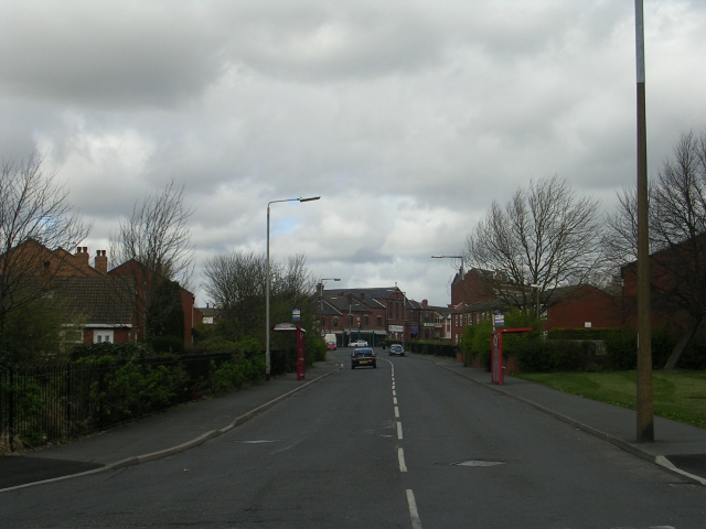 File:Dial Street - Easy Road - geograph.org.uk - 1244021.jpg