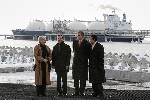 ファイル Dmitry Medvedev In Yuzhno Sakhalink 18 February 09 2 Jpg Wikipedia