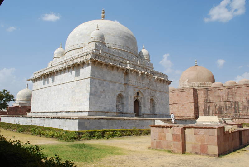 File:IN Mandu 0906 (24) (17069915149).jpg