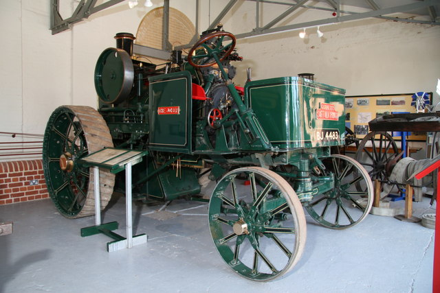 File:Long Shop Museum - Suffolk Punch Tractor - geograph.org.uk - 3777589.jpg