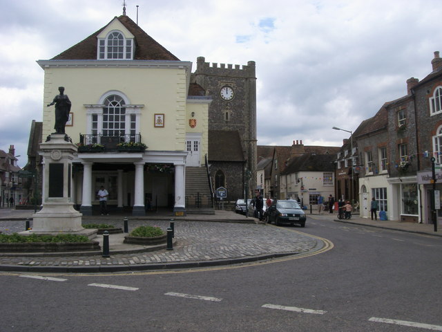 File:Market Square - geograph.org.uk - 1380900.jpg