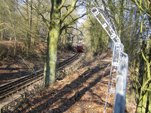 File:Metropolitan Line railway near Chesham - geograph.org.uk - 134260.jpg