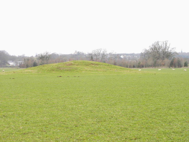 File:Oldkiln Knowe - geograph.org.uk - 346393.jpg